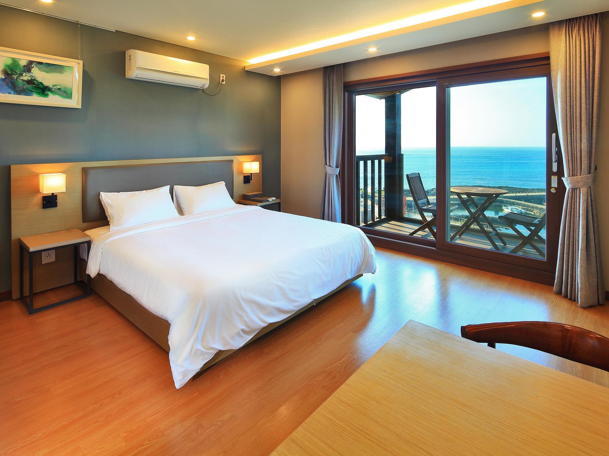 Вилла Amber House Jeju Haga-ri  Экстерьер фото