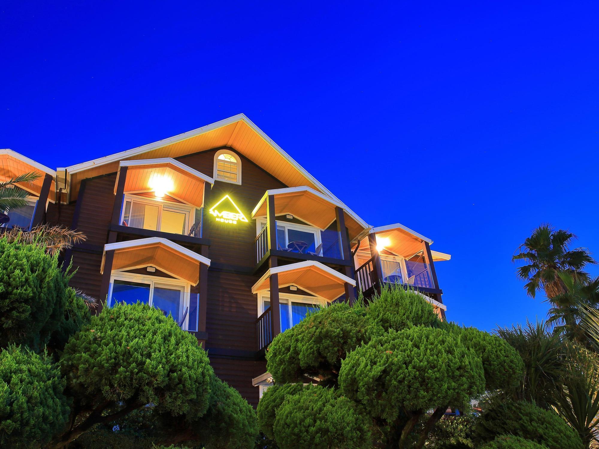 Вилла Amber House Jeju Haga-ri  Экстерьер фото